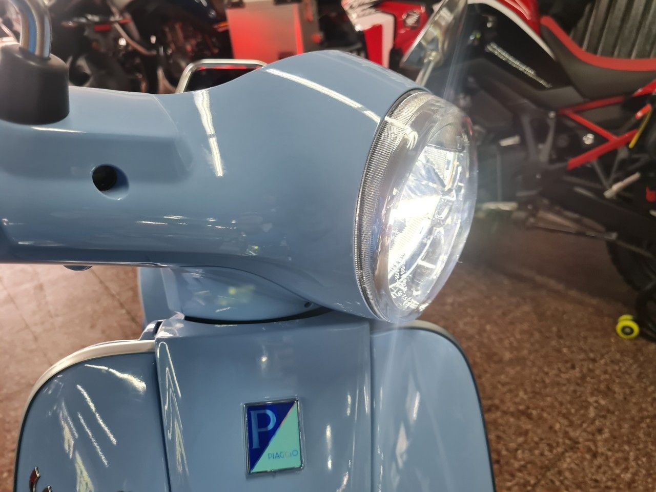 Piaggio Vespa Nueva en Mendoza, deRuedas