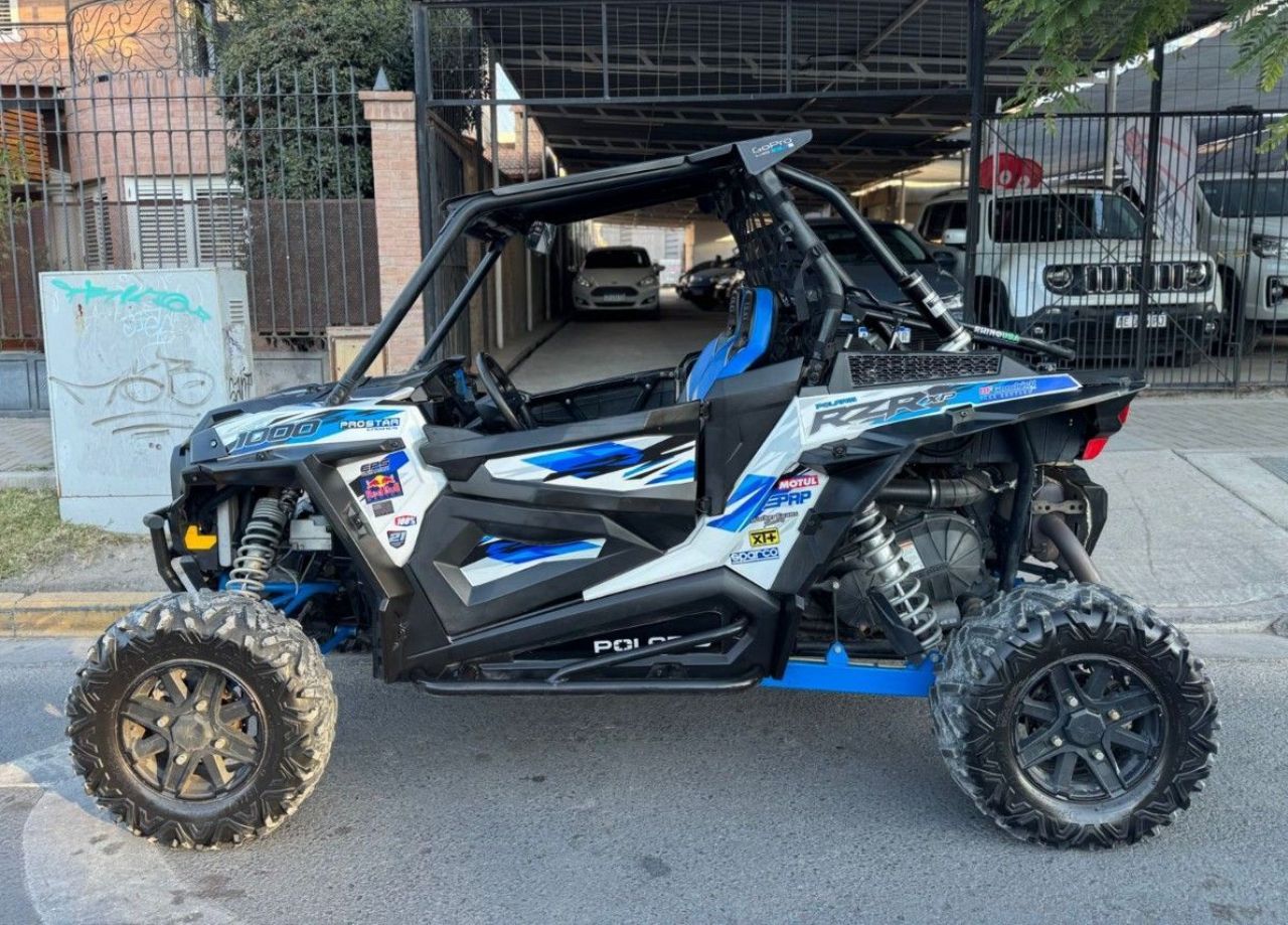 Polaris RZR Usado en San Juan, deRuedas