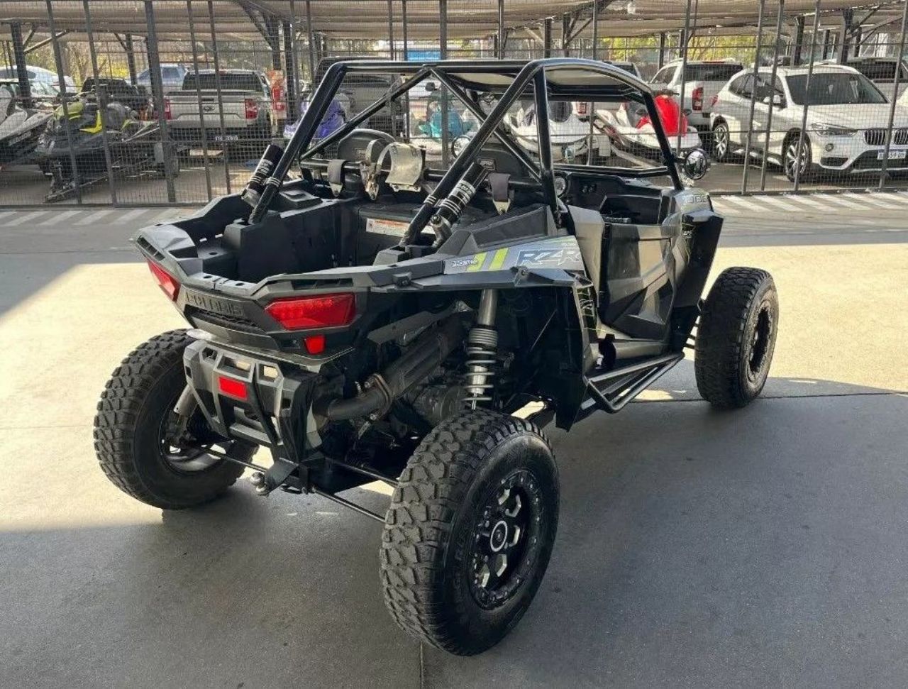 Polaris RZR Usado en Córdoba, deRuedas