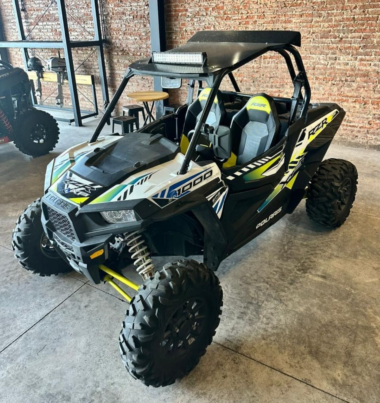 Polaris RZR Usado en Mendoza, deRuedas