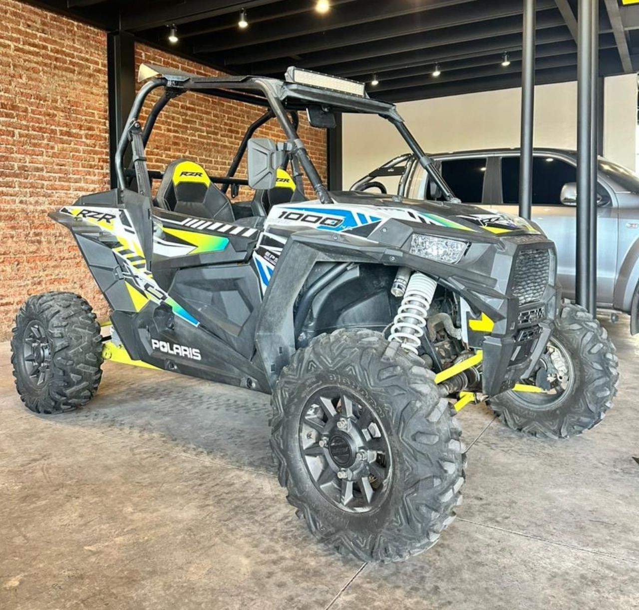 Polaris RZR Usado en Mendoza, deRuedas