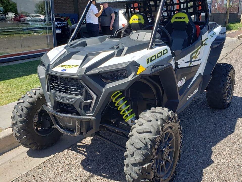 Polaris RZR Usado en San Juan, deRuedas