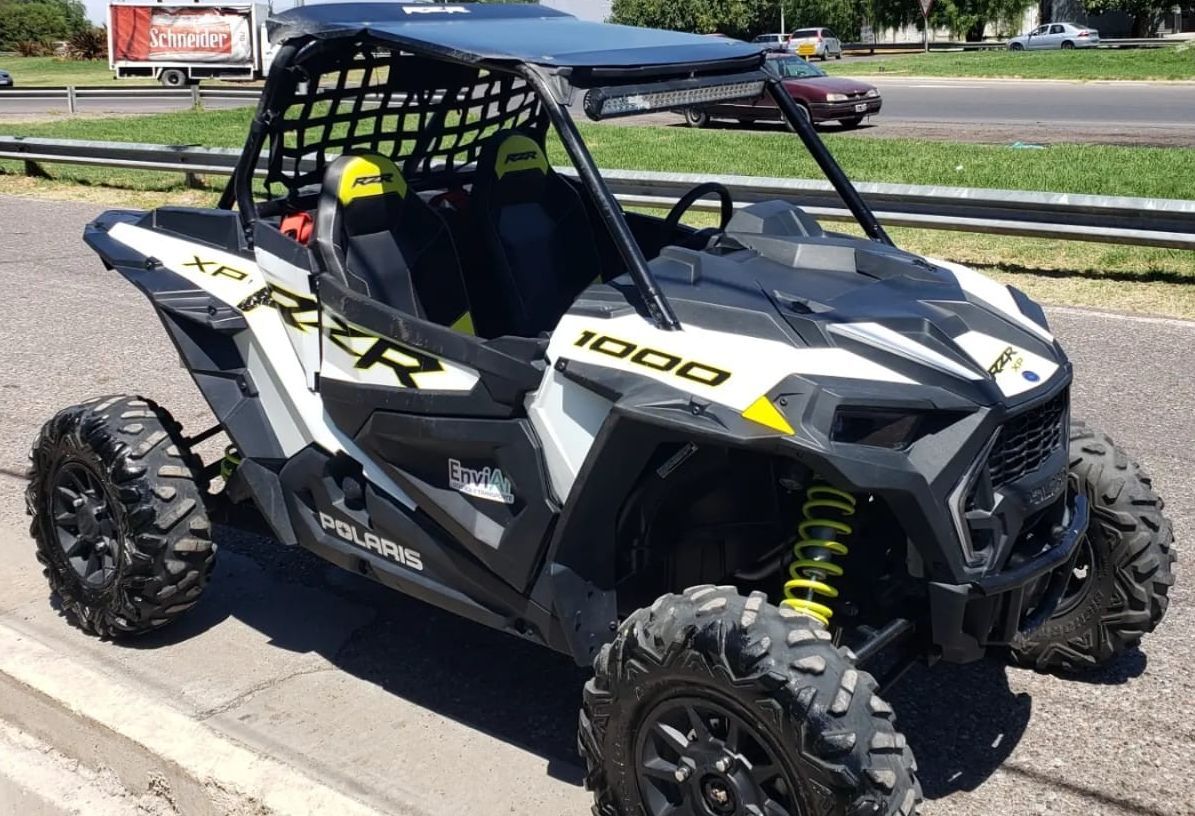 Polaris RZR Usado en San Juan, deRuedas