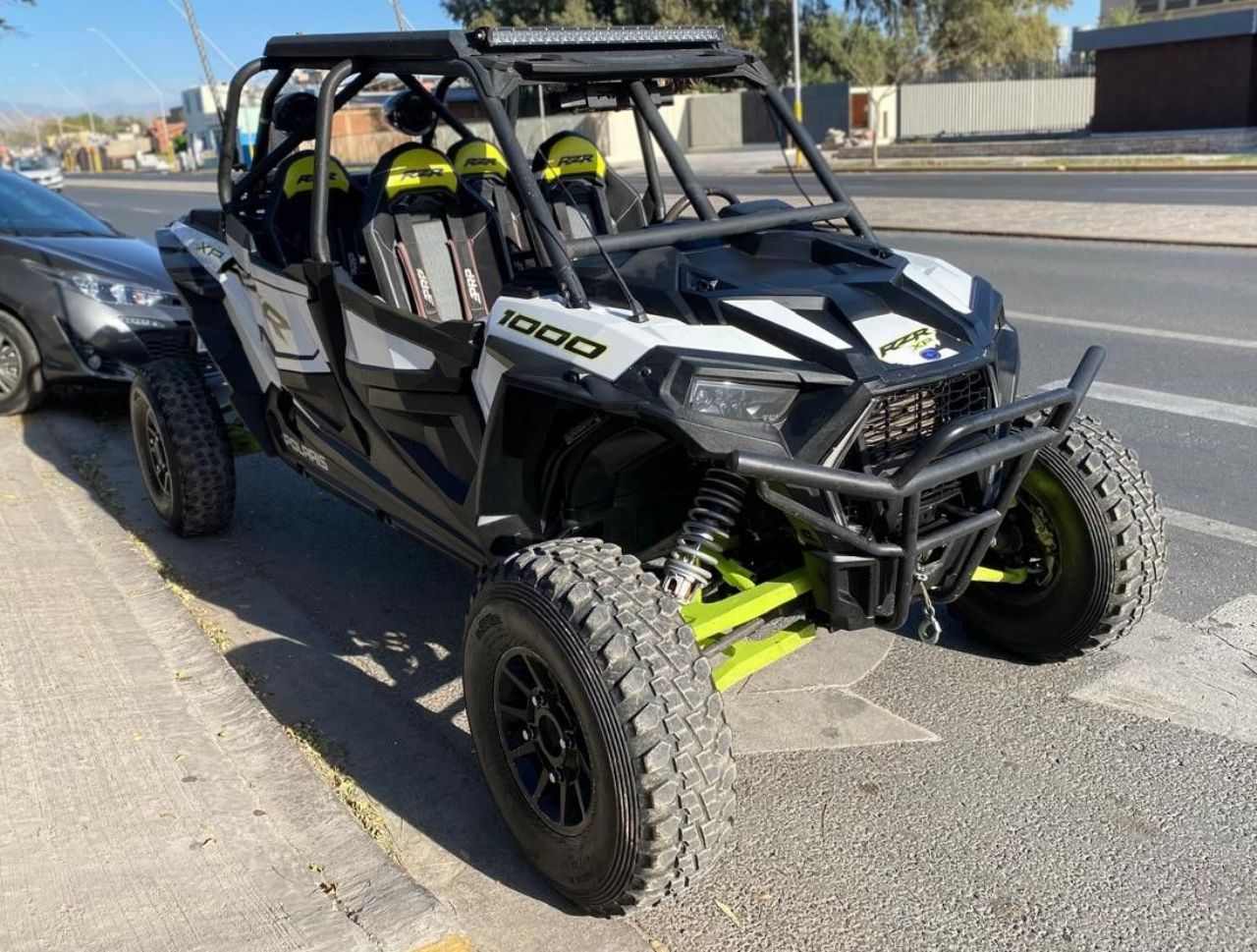 Polaris RZR Usado en San Juan, deRuedas