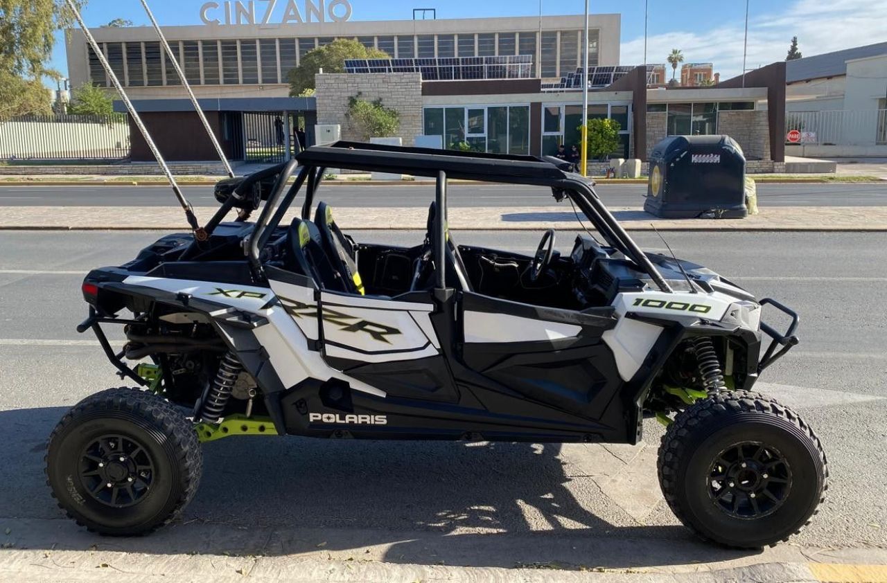 Polaris RZR Usado en San Juan, deRuedas
