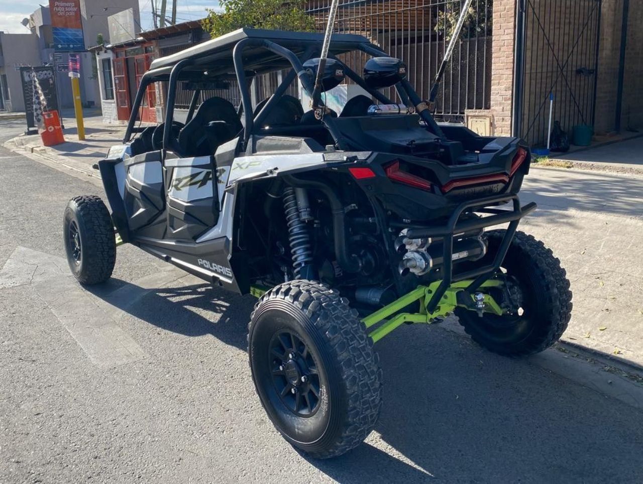 Polaris RZR Usado en San Juan, deRuedas