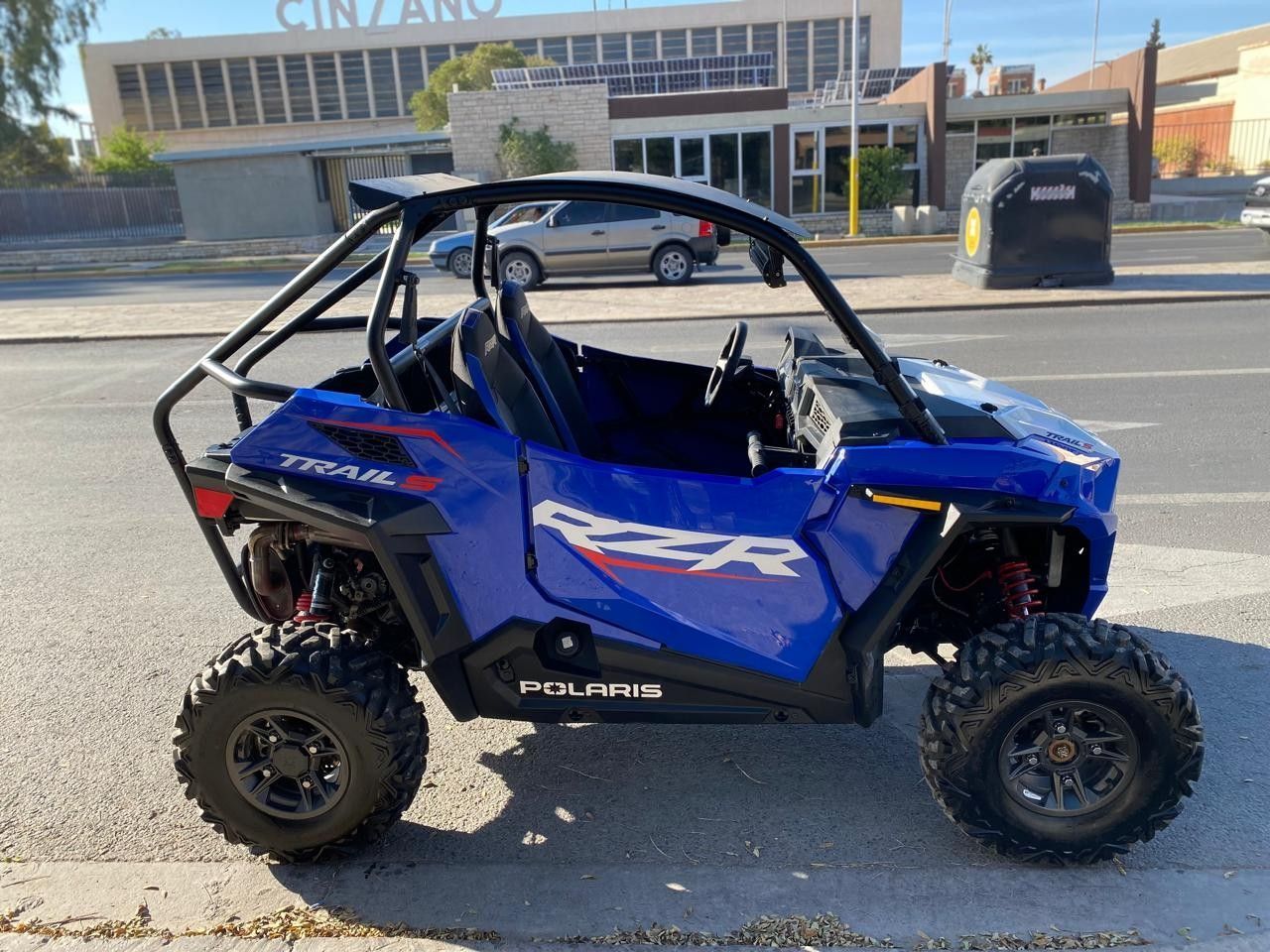 Polaris RZR Usado en San Juan, deRuedas