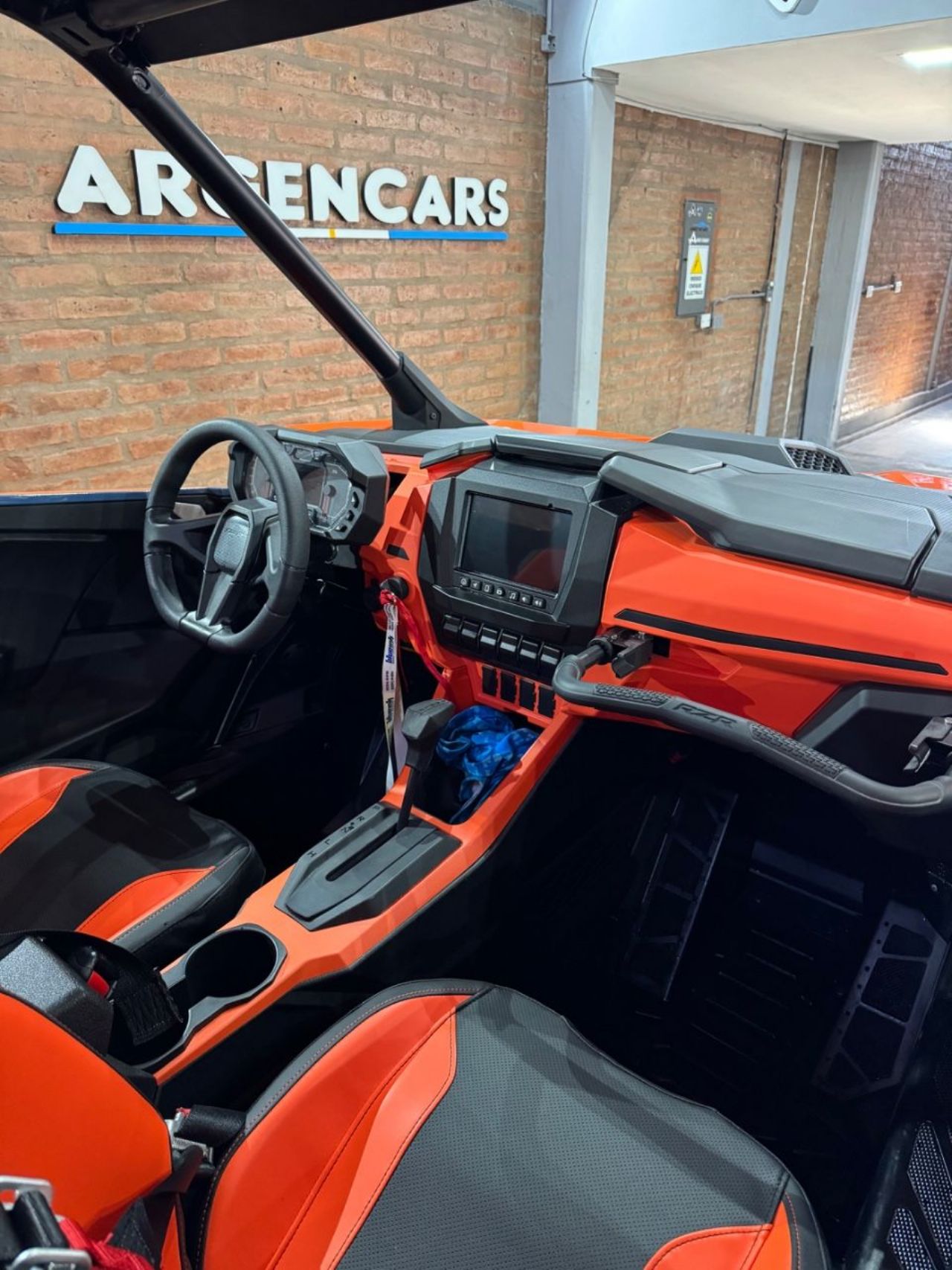 Polaris RZR Nuevo en San Juan, deRuedas