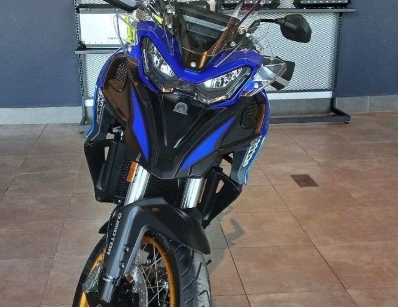 QJMotor SRT Nueva en Mendoza, deRuedas