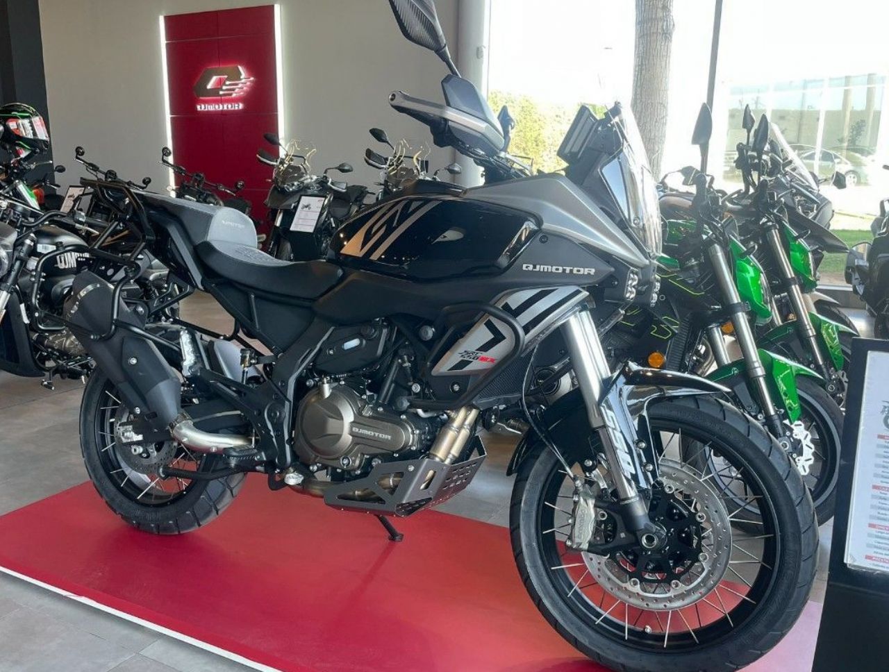 QJmotor SRT Nueva en Mendoza, deRuedas