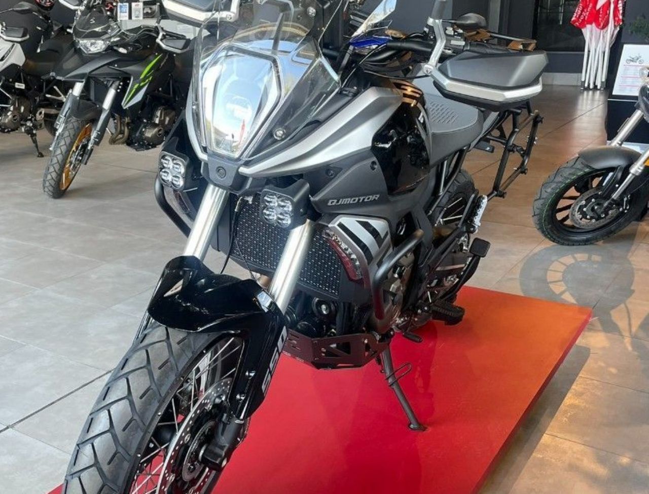 Qjmotor SRT Nueva en Mendoza, deRuedas