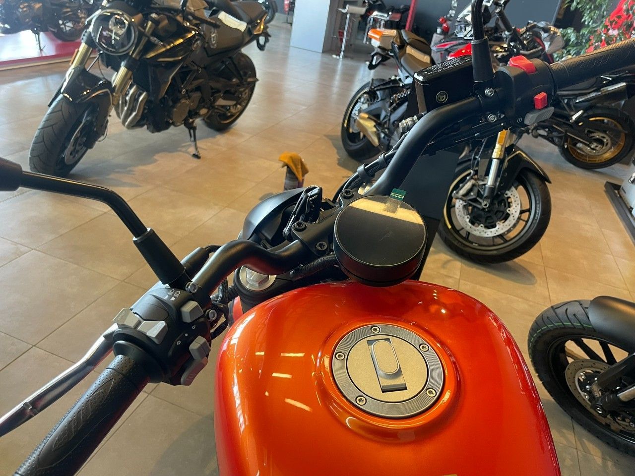 Qjmotor SRV Nueva en Mendoza, deRuedas