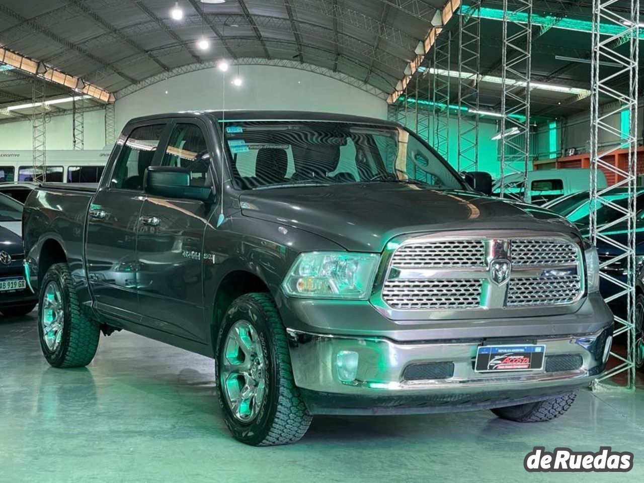 RAM 1500 Usada en San Juan, deRuedas