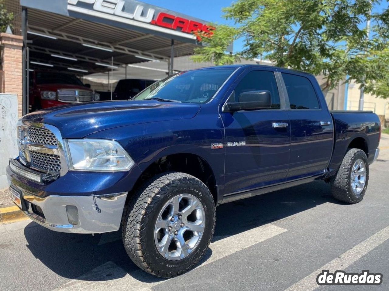 RAM 1500 Usada en San Juan, deRuedas