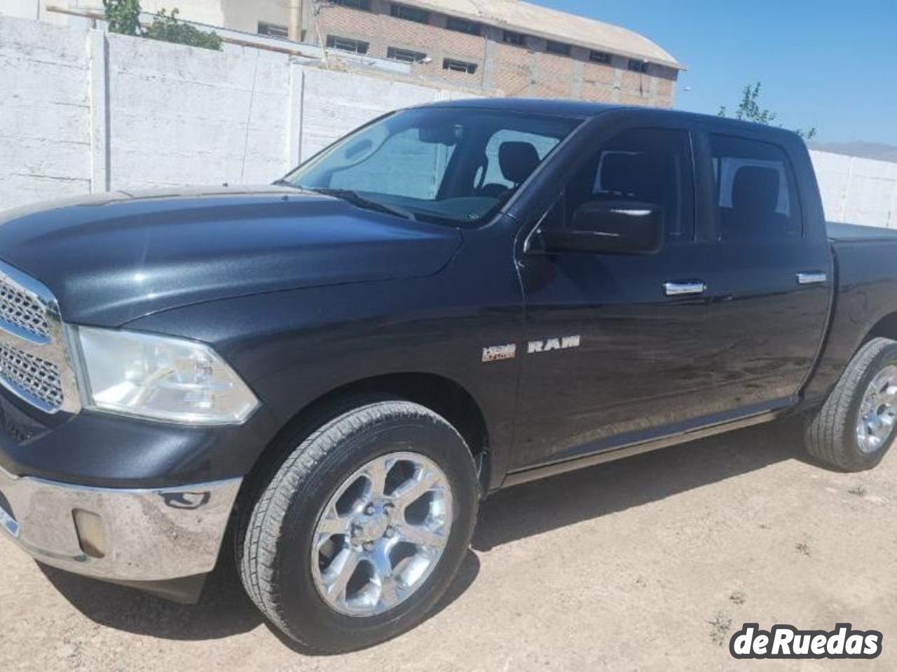 RAM 1500 Usada en Mendoza, deRuedas