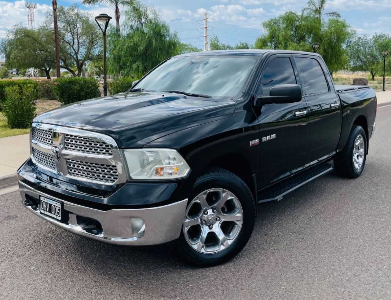 RAM 1500 Usada en Mendoza, deRuedas