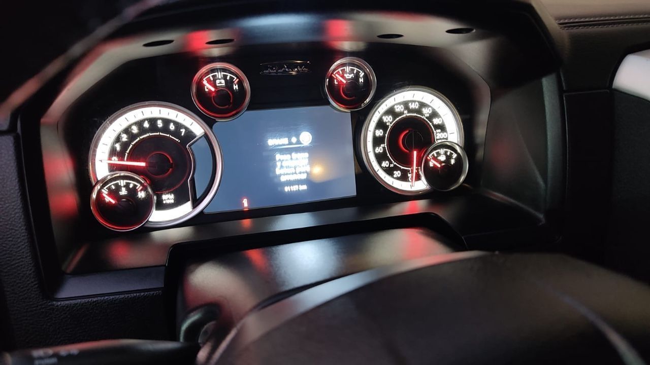 RAM 1500 Usada en Mendoza, deRuedas