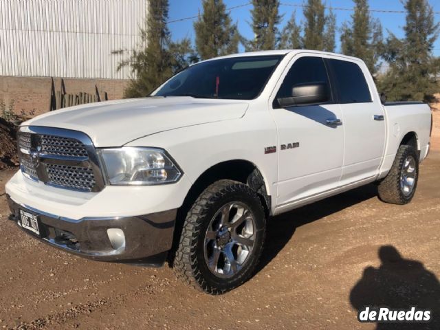 RAM 1500 Usada en Mendoza, deRuedas