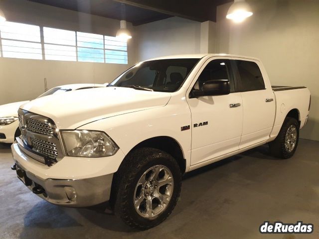 RAM 1500 Usada en Mendoza, deRuedas