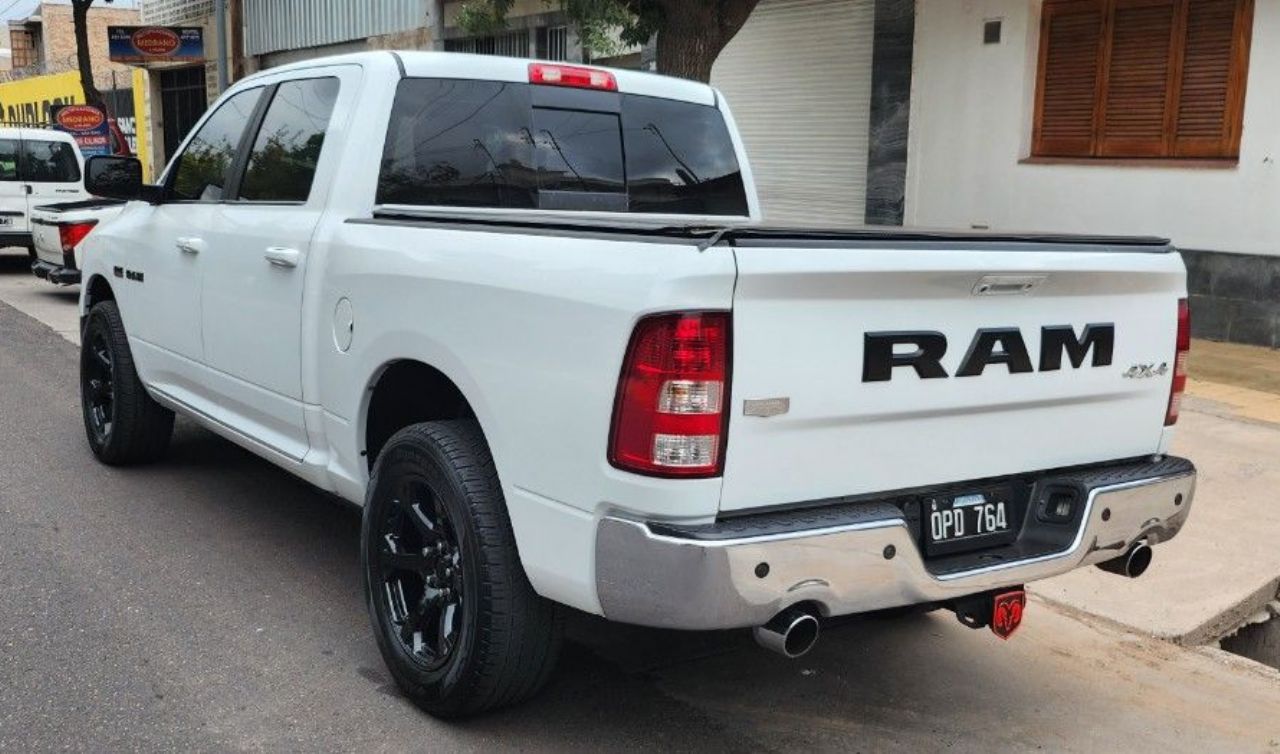 RAM 1500 Usada en Mendoza, deRuedas