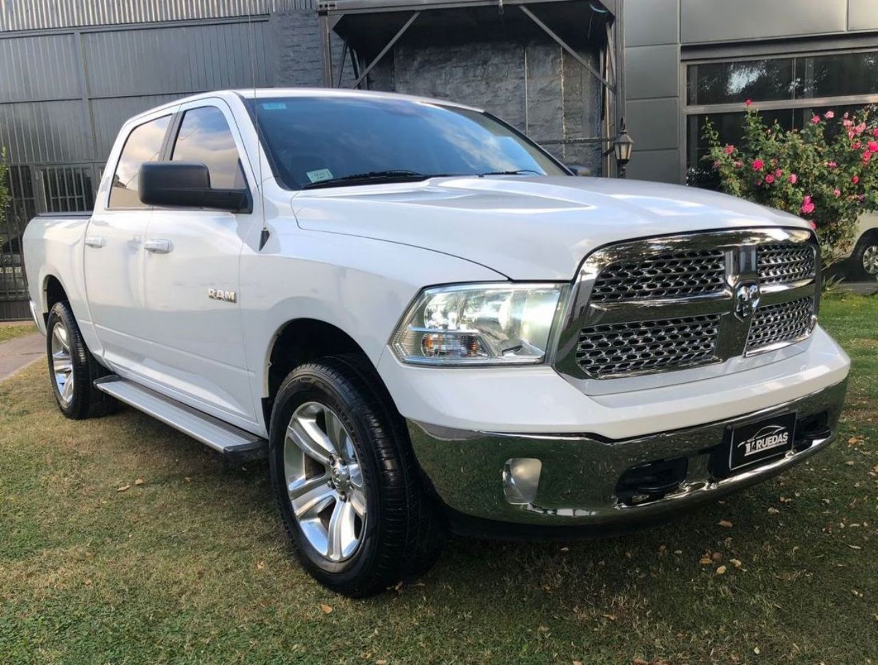 RAM 1500 Usada en Mendoza, deRuedas