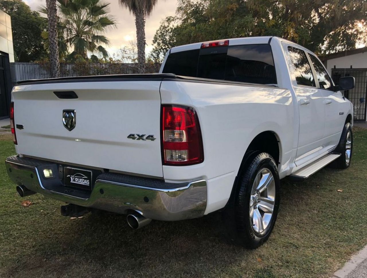 RAM 1500 Usada en Mendoza, deRuedas