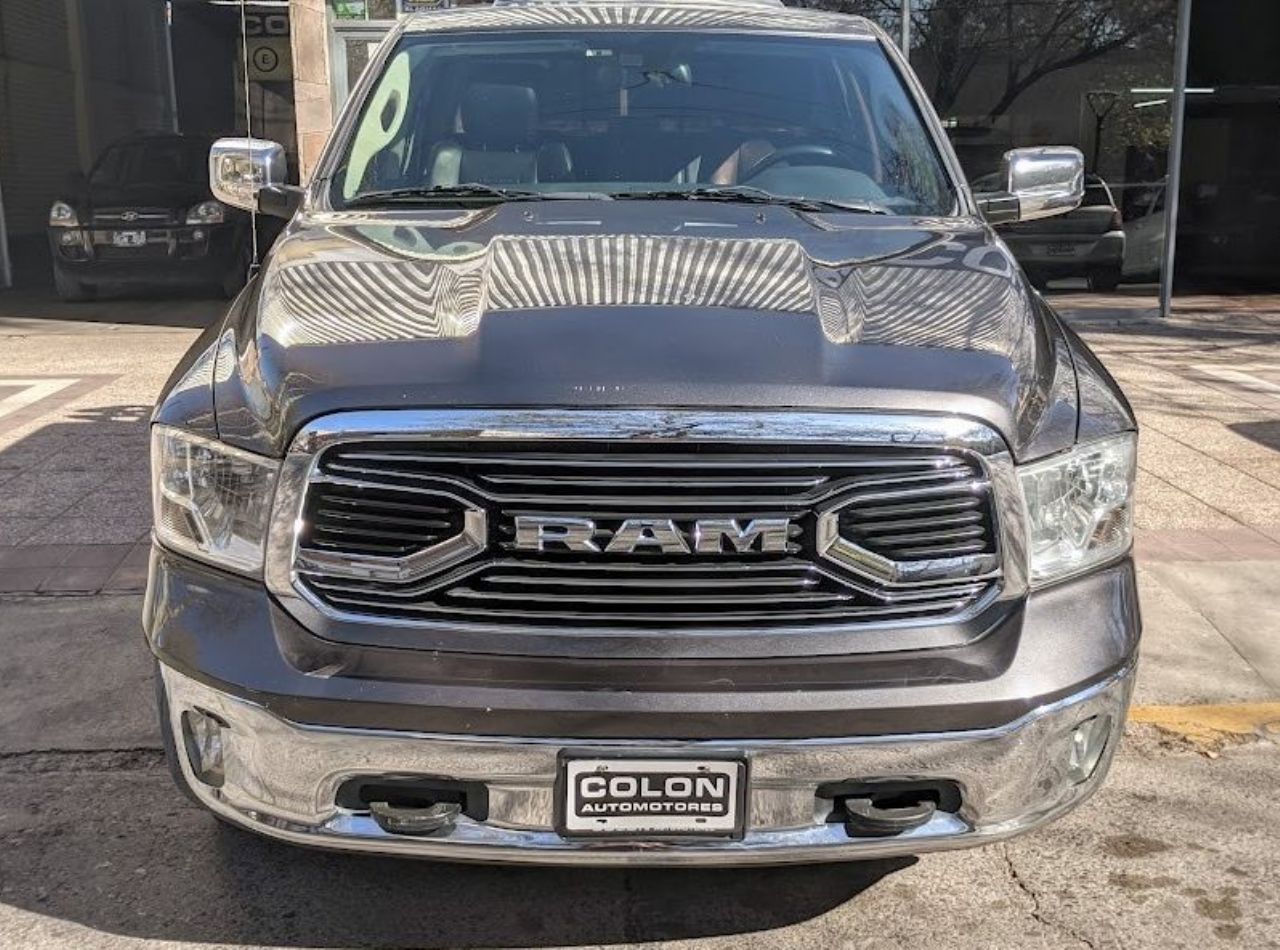 RAM 1500 Usada en Mendoza, deRuedas