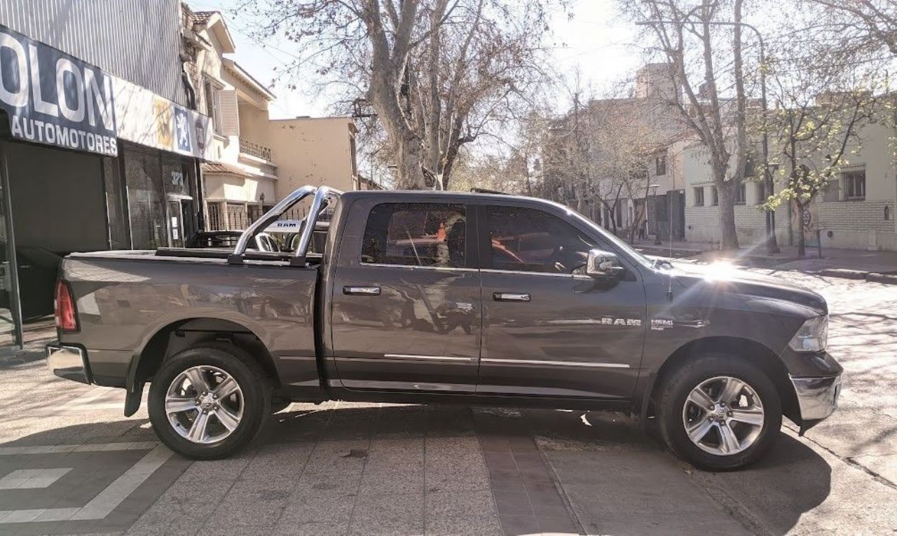 RAM 1500 Usada en Mendoza, deRuedas