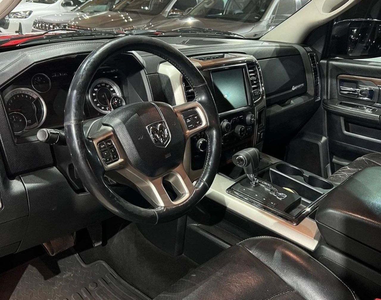 RAM 1500 Usada en San Juan, deRuedas