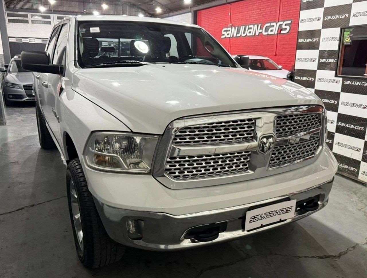 RAM 1500 Usada Financiado en San Juan, deRuedas
