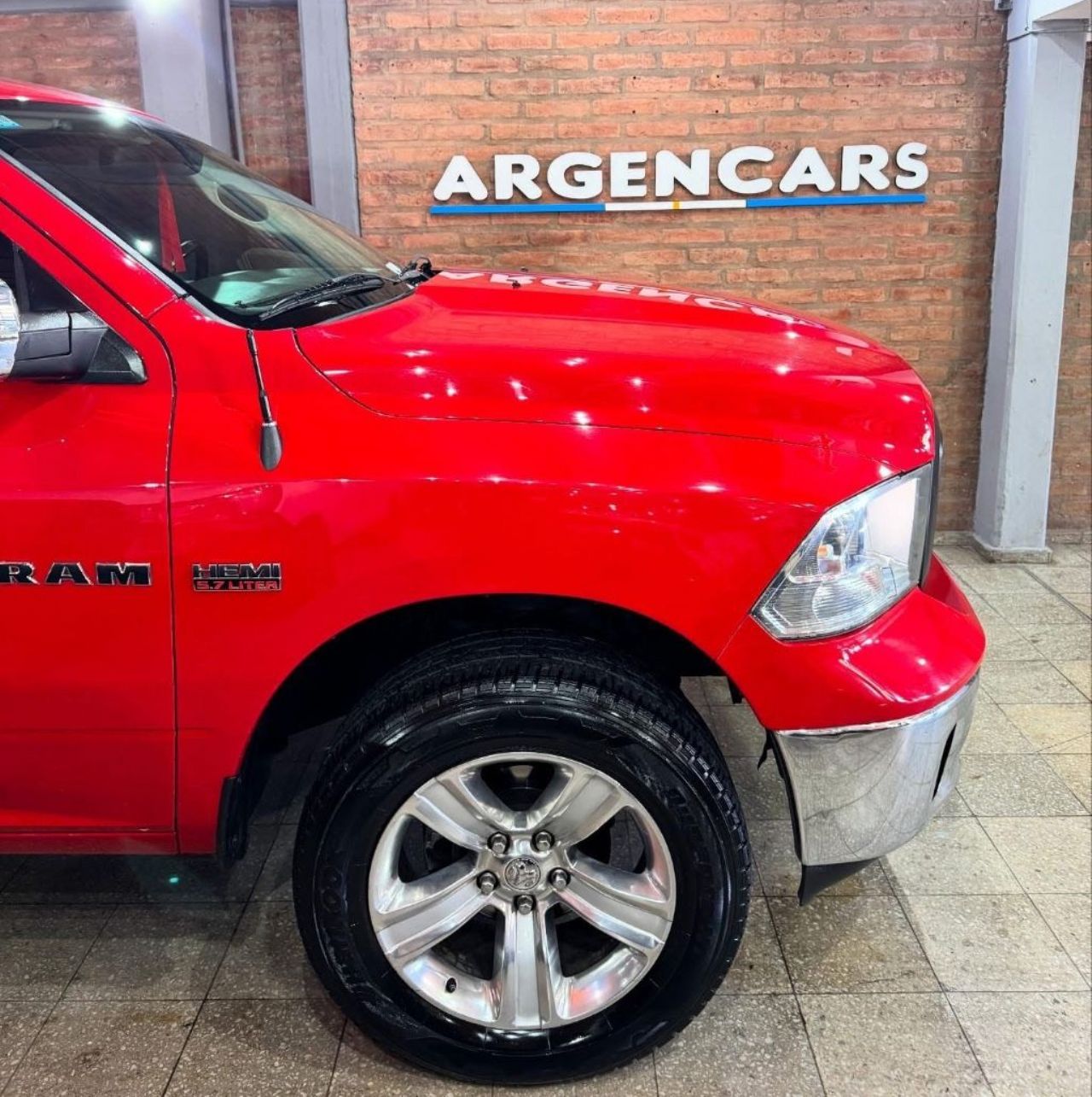 RAM 1500 Usada Financiado en San Juan, deRuedas