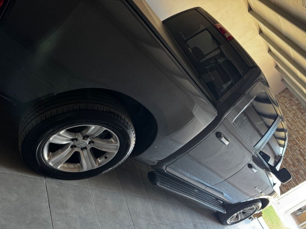 RAM 1500 Usada en Mendoza, deRuedas