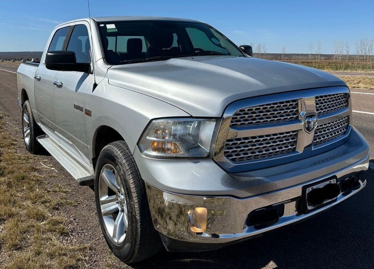 RAM 1500 Usada en Mendoza, deRuedas