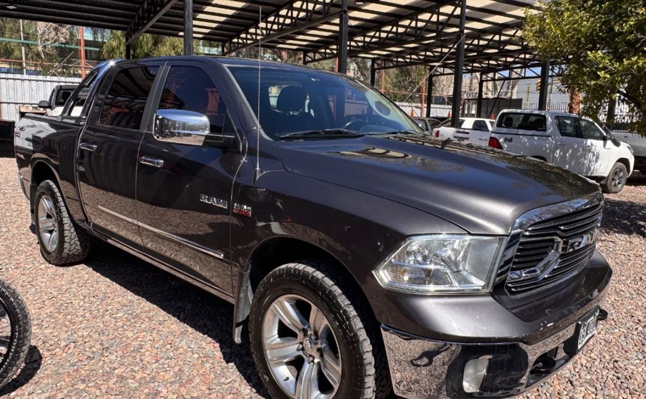 RAM 1500 Usada en Mendoza, deRuedas
