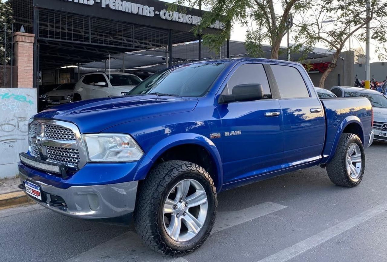 RAM 1500 Usada Financiado en San Juan, deRuedas