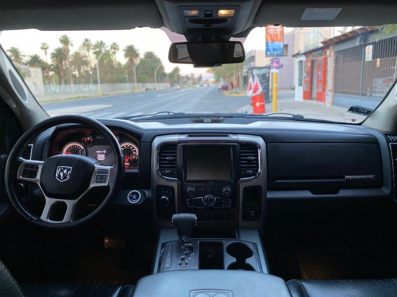 RAM 1500 Usada Financiado en San Juan, deRuedas