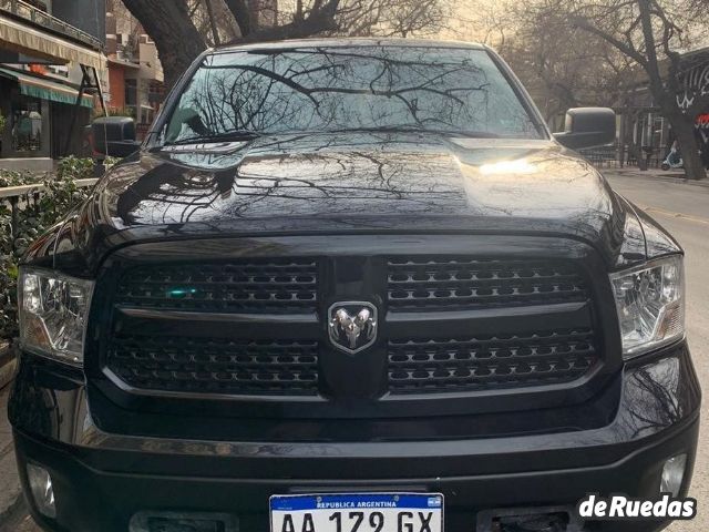 RAM 1500 Usada en Mendoza, deRuedas