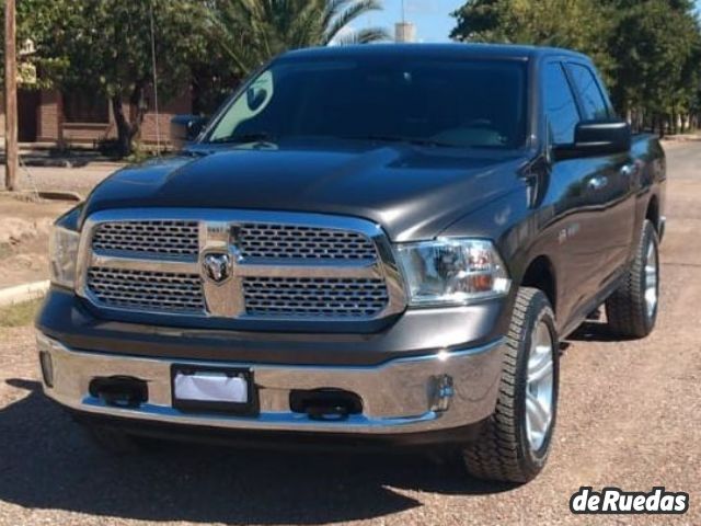 RAM 1500 Usada en Mendoza, deRuedas