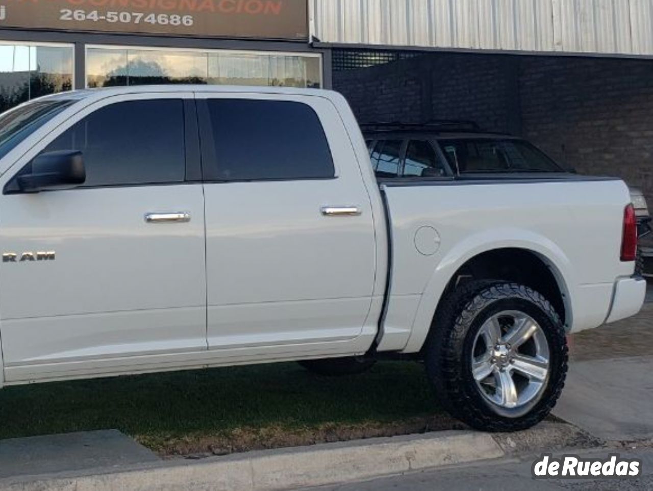 RAM 1500 Usada en San Juan, deRuedas