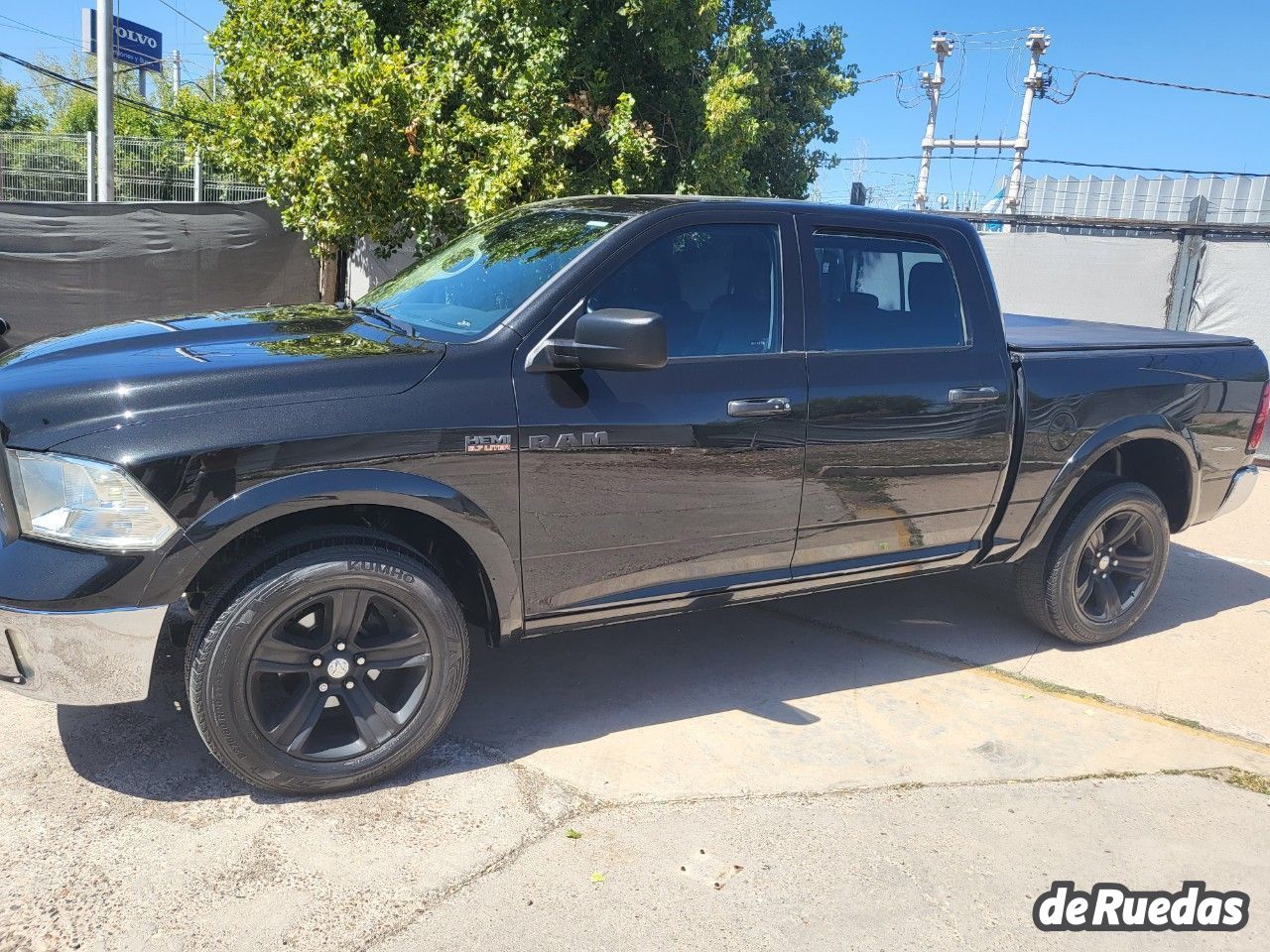 RAM 1500 Usada en Mendoza, deRuedas