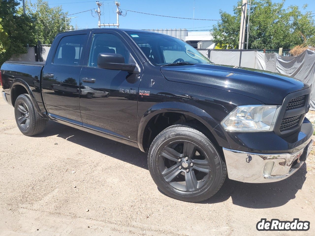 RAM 1500 Usada en Mendoza, deRuedas