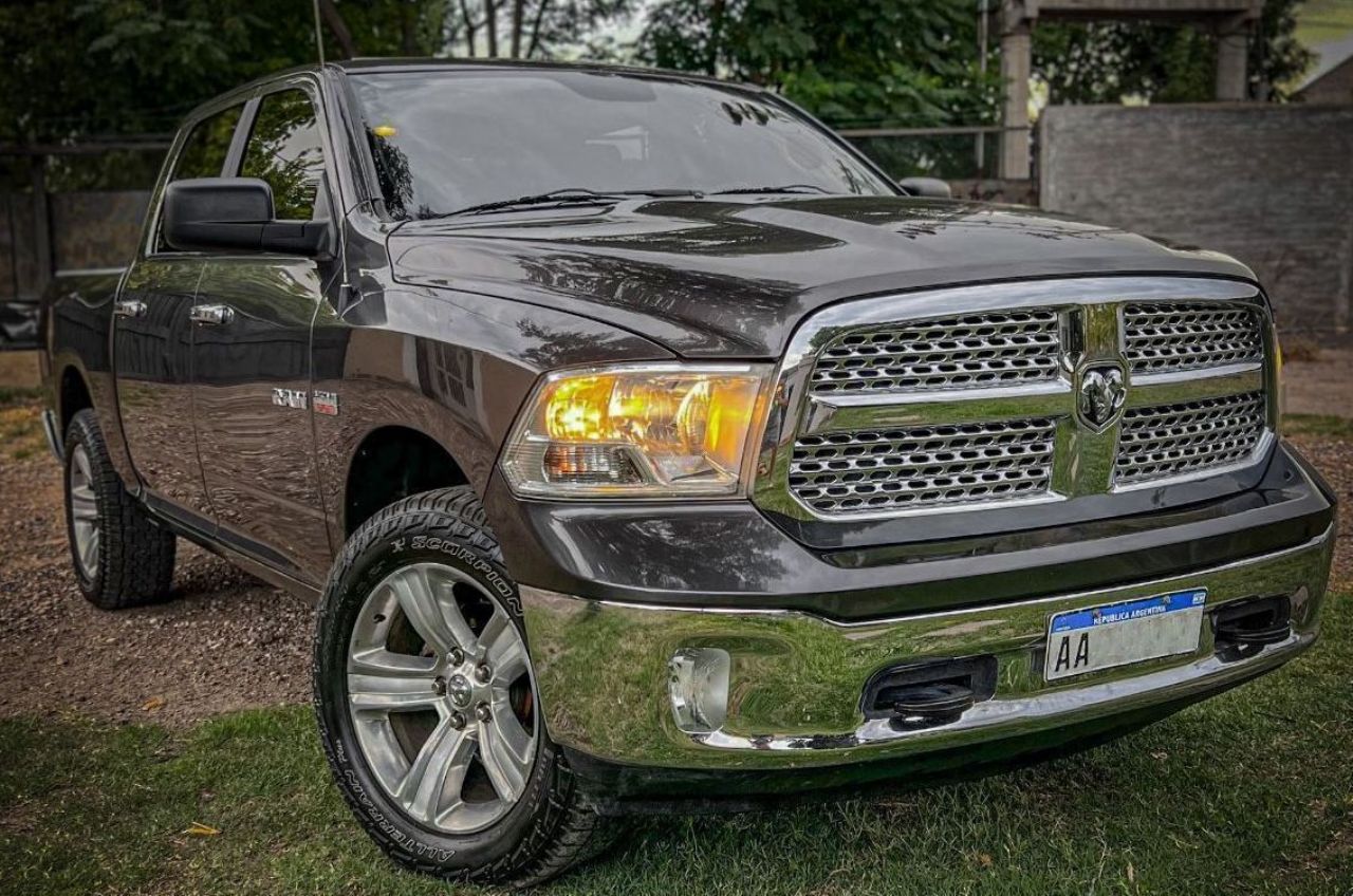 RAM 1500 Usada en Mendoza, deRuedas