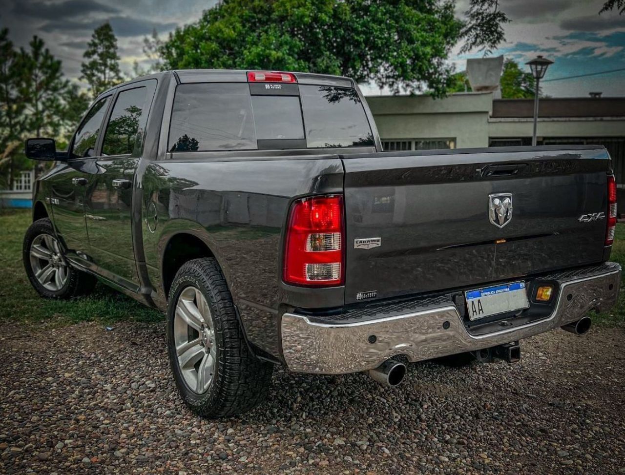 RAM 1500 Usada en Mendoza, deRuedas