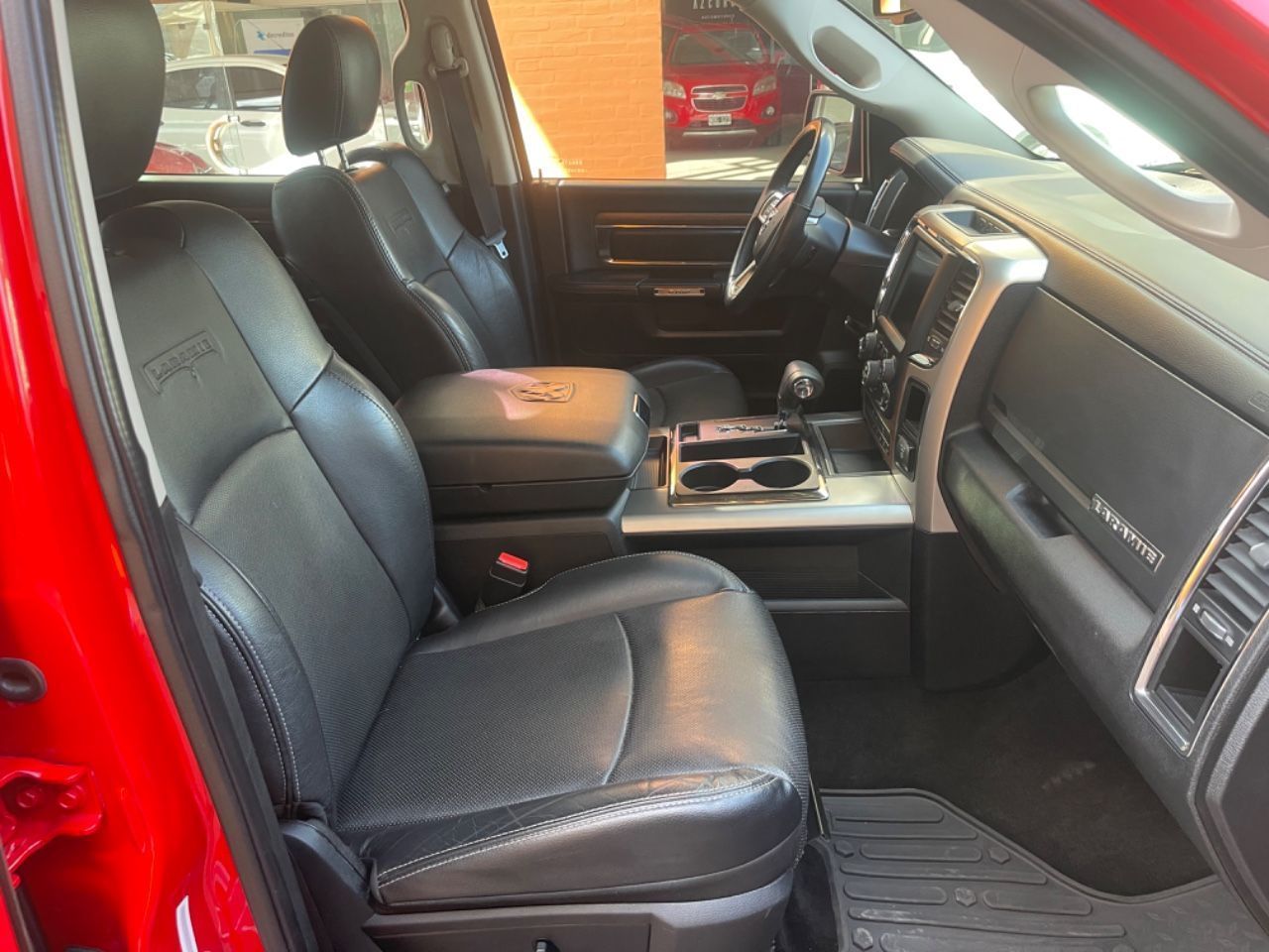 RAM 1500 Usada en Mendoza, deRuedas
