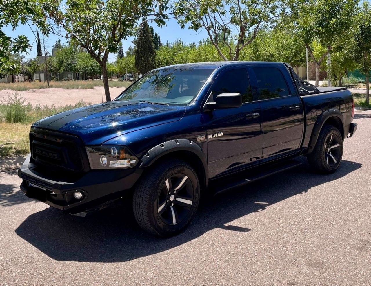RAM 1500 Usada en Mendoza, deRuedas