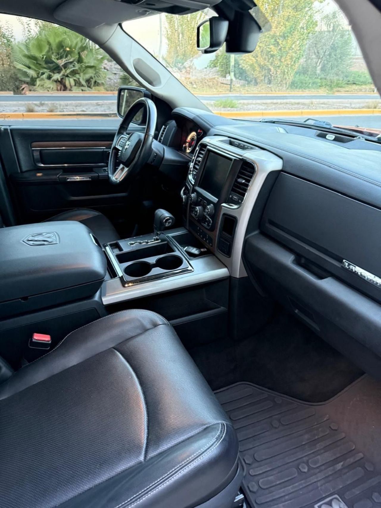 RAM 1500 Usada en Mendoza, deRuedas