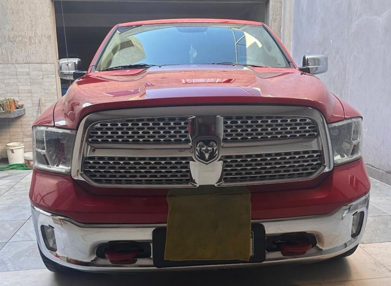 RAM 1500 Usada en Mendoza, deRuedas