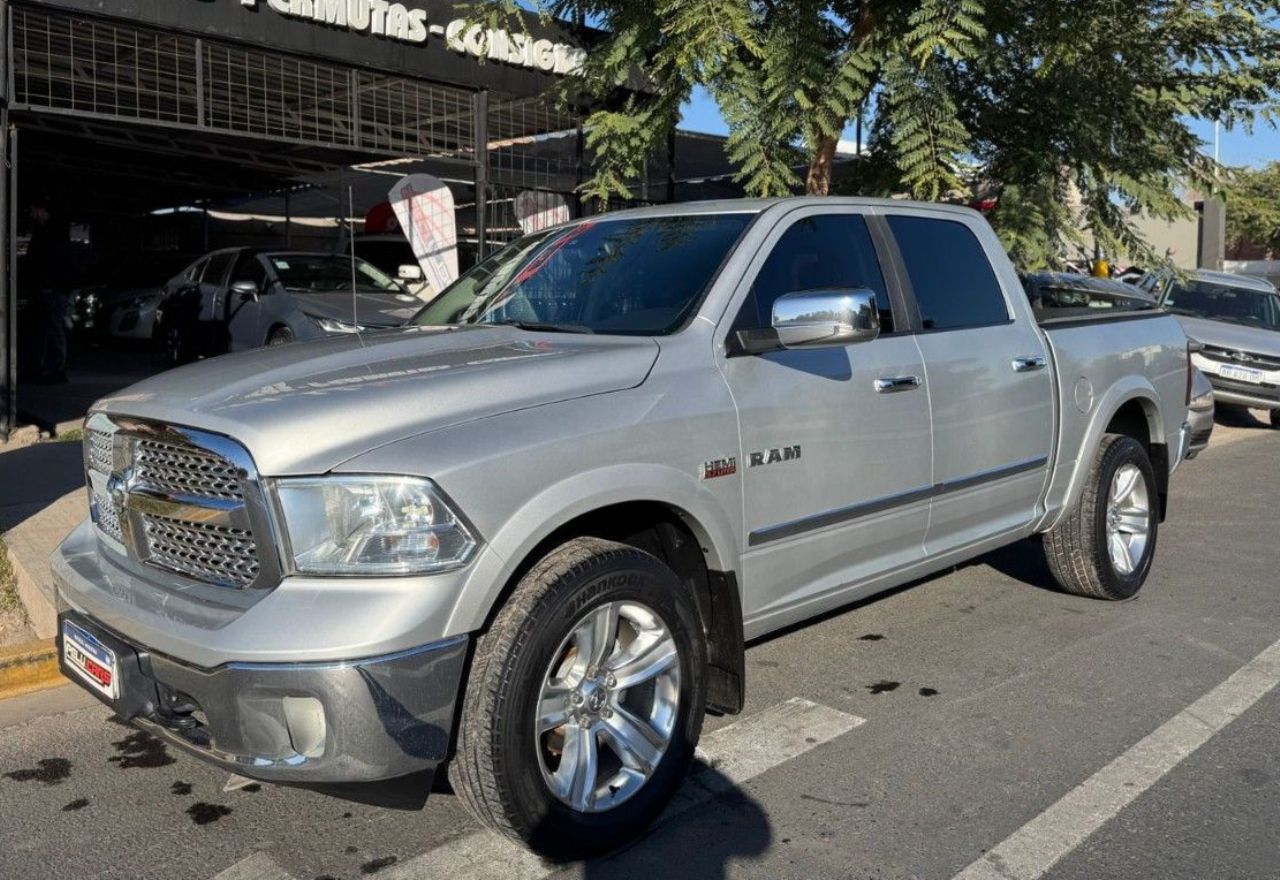 RAM 1500 Usada Financiado en San Juan, deRuedas