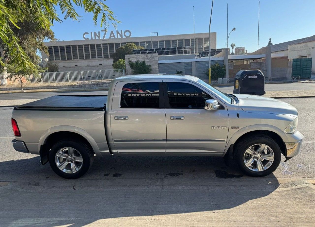 RAM 1500 Usada Financiado en San Juan, deRuedas