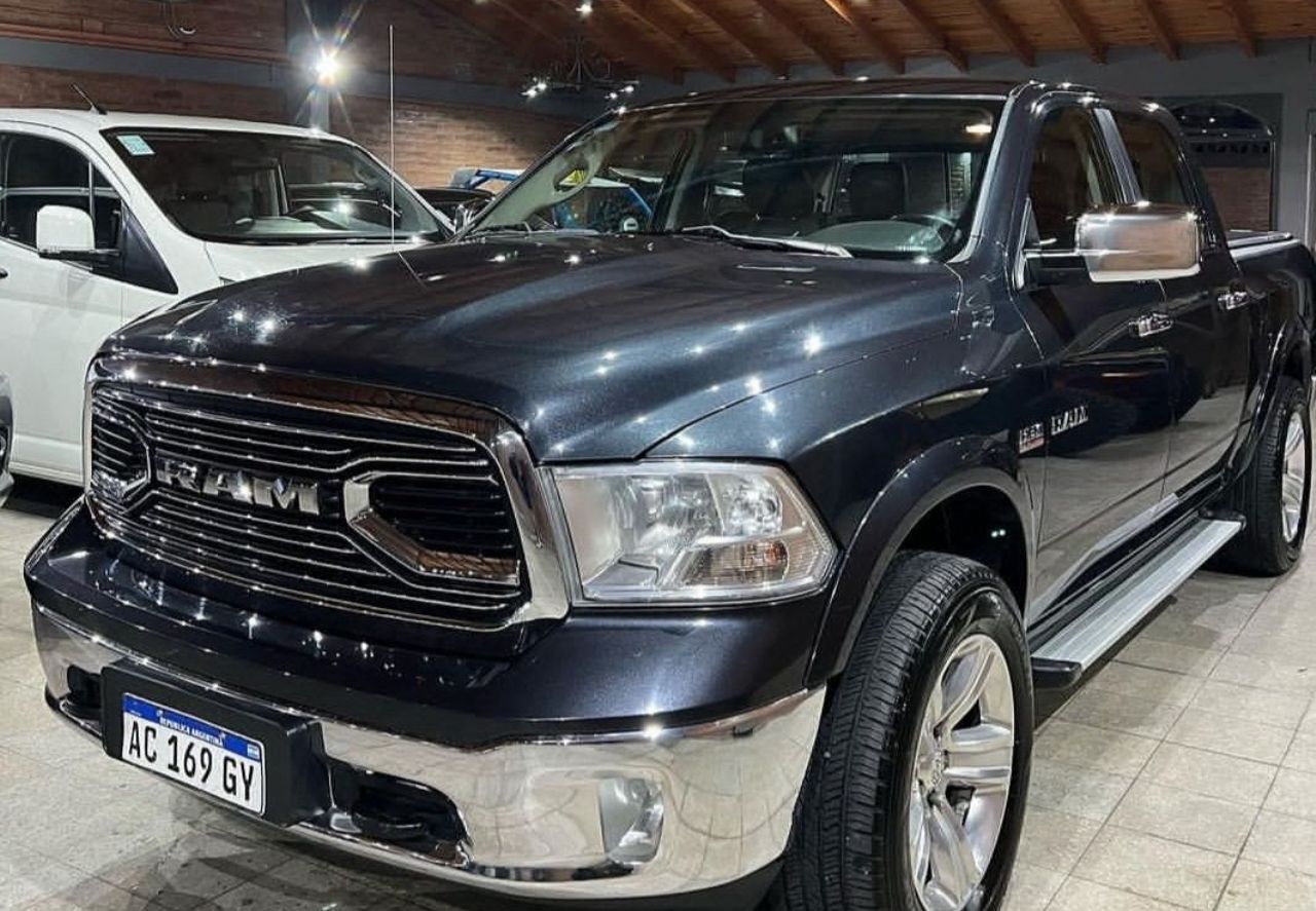 RAM 1500 Usada en San Juan, deRuedas